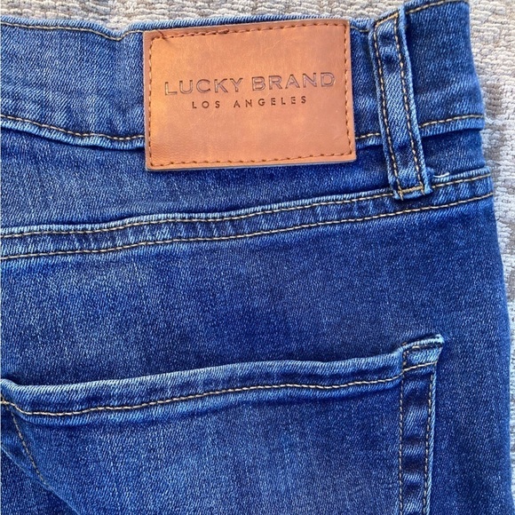 Men's Lucky Brand Jeans Blue 410 Straight Denim 34x30 Zip Logo Whiskers Gorpcore - Picture 9 of 12